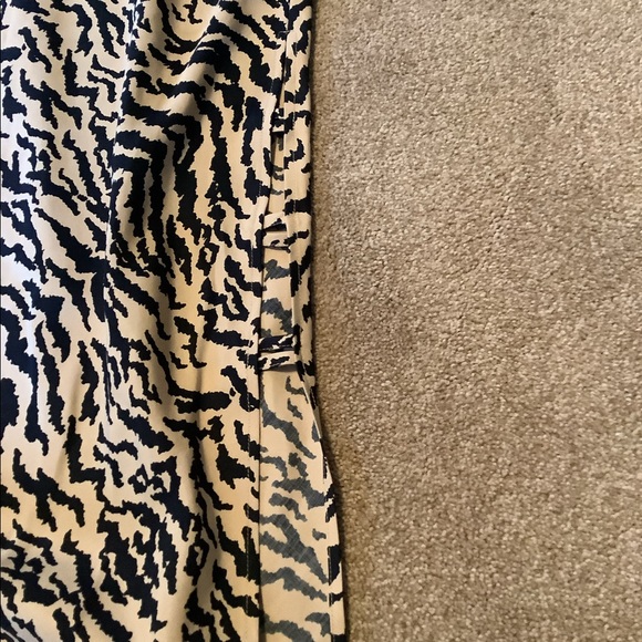 Good American Zebra Bias Midi Pencil Skirt Size 3/L - Picture 4 of 7